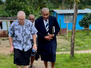 Delaidamanu, Fiji - on our way for Savusavu (chief ceremony) for Robert Martin